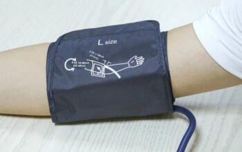Omron-AND-для всех размеров.Манжета новые 
 Две шт22-48см  
 22-32см